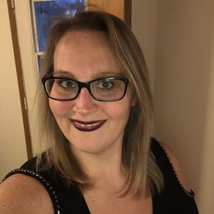 Meet your Posher, Jen